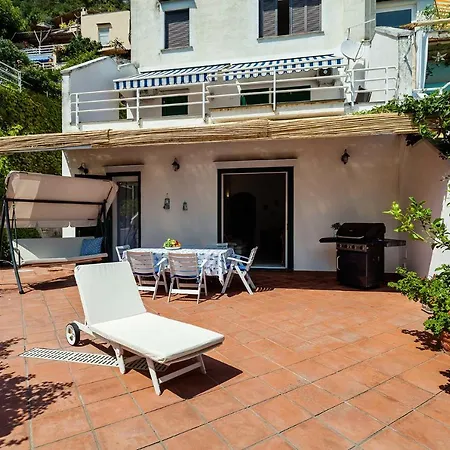 Casa Dorothea 1 بيت للعطل بوسيتانو